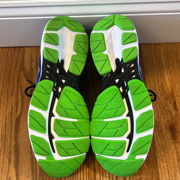 Mens ASICS size 11 Sneakers - Picture 5 of 8